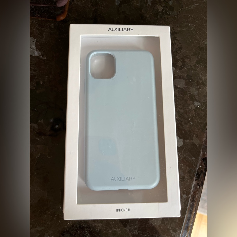 Auxiliary Case